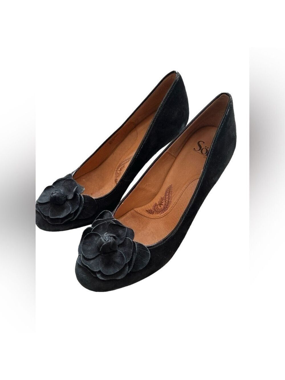 SOFFT Fiorella Black Suede Floral Applique Round Toe Slip On Pump Heels Size 11N
